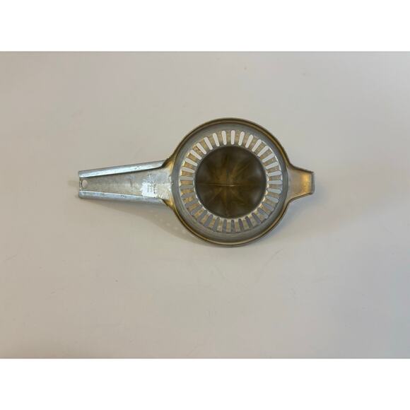 Vintage Foley Handheld Manual Aluminum Juicer Made in USA - Picture 4 of 6